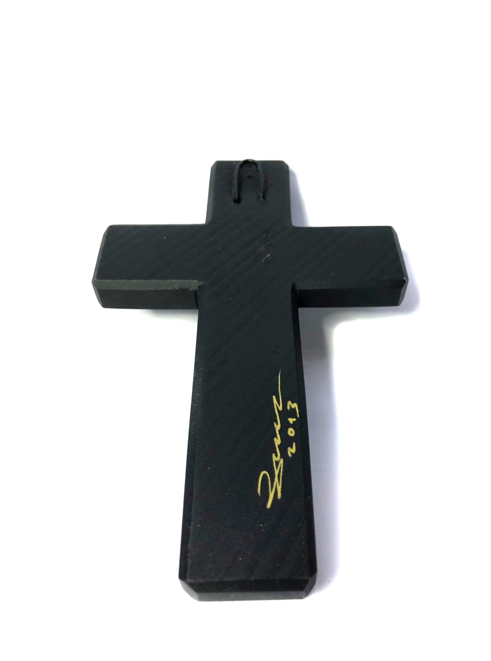 CELTIC_CROSS_GOLD_BLACK_FACE_ART