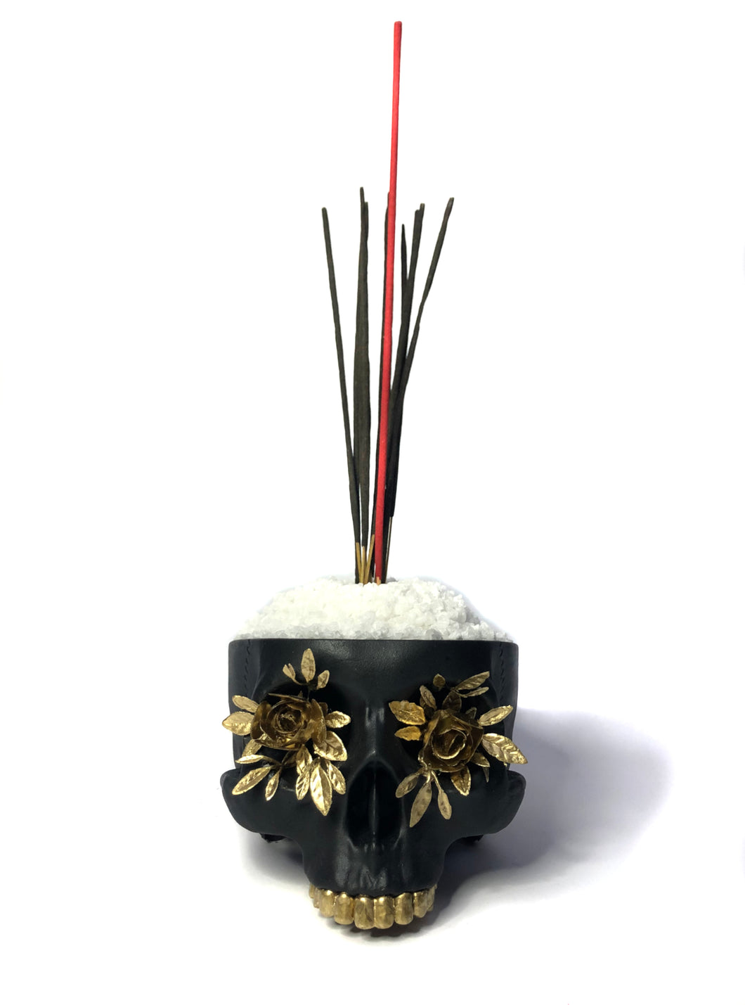 SKULL_INCENSE_BURNER_BLACK_GOLD_ARTWORK_FACE