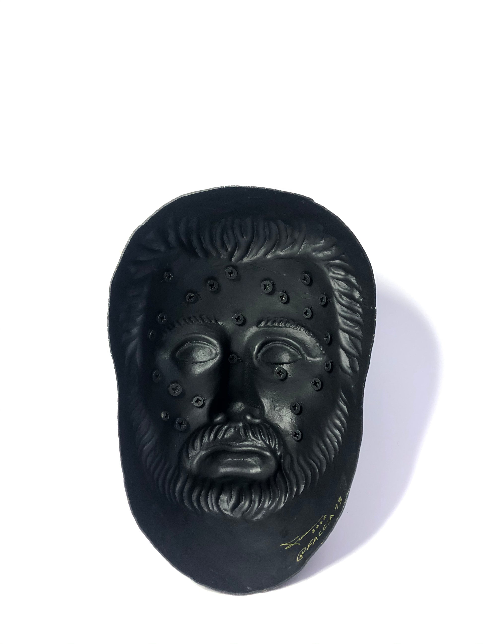 SPIKES_MASK_GOLD_BLACK_FACE_ARTWORK